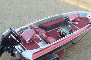 GLASSTREAM 140 Stinger Fish Ski Bass Boat 2006 MERCURY 40 HP 4-stroke