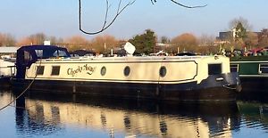 55ft x 10ft CONTEMPORARY, LUXURY WIDEBEAM CANAL BOAT on WEST LONDON MOORING