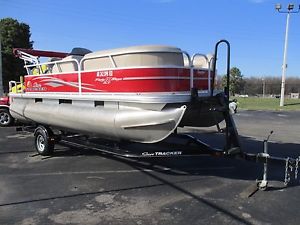 2015 Sun Tracker 18 Party Barge DLX