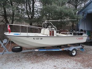 1986 Boston Whaler MONTAUK