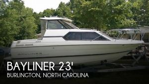 1995 Bayliner 2452 Classic