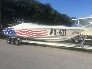 32' Hustler Factory Offshore Race Boat !! Good shape !!