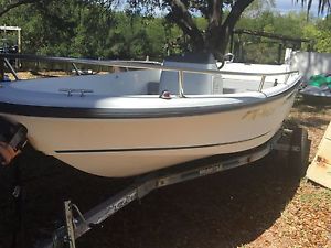 1995 Boston Whaler Rage Sport Edition