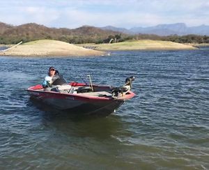 2010 BASS TRACKER 175 TXW, 50 HP MERCURY & TRAILER