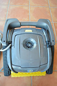 Zodiac CX20 Automatic Electric Pool Cleaner. Only Used 1 summer-Great Condition!