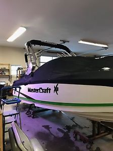 2016 Mastercraft X2