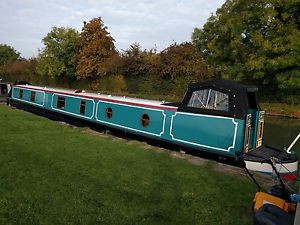 Quality 69 ft Reeves semi trad narrowboat with beautiful live a board mooring