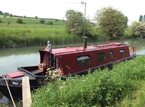 38 ft Narrowboat. Project for someone with knowledge of narrowboats.