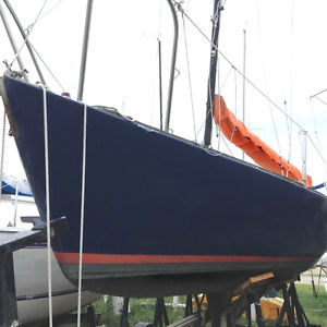 J 24 sailboats  Fast Racer and Cruiser Sail # 8045 hull # 46