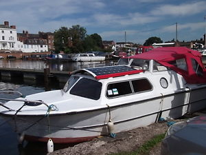 Norman 20 GRP canal/river cruiser for sale (2 berth narrowbeam).