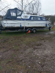 nauticus 27ft cabin cruiser river cruiser live aboard "blue moon " narrowboat