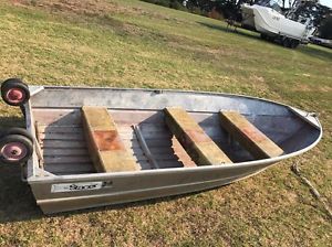 tinny tinnie duck punt 1991 stacer 3.4 light weight