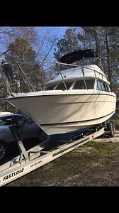 Bayliner Command bridge 1995 was 15,000$