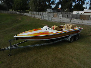 Sanger Ski Boat 21 Ft.