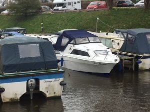 fantasy 20 popular boats 4 berth cabin cruiser canal/river fishing /trailer