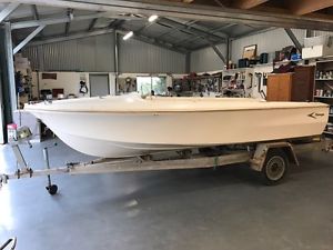 Savage Pursuit Speed Boat 4.5m