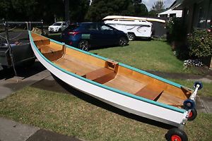 Motor canoe / wooden boat