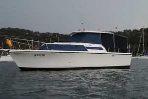 Savage Lancer 26' with twin 225HP Chrysler Shaft Drive V8 Motors