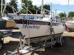 Dehler 25 Trailer Sailer Racing Boat/ Cruising Yacht on Twin Axle Road Trailer.