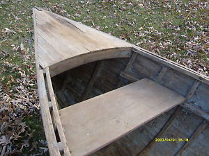 Very nice wooden row boat/dinghy