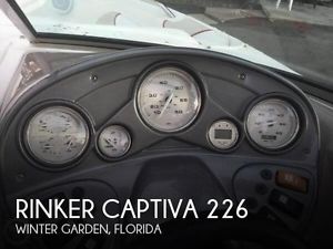 2007 Rinker Captiva 226