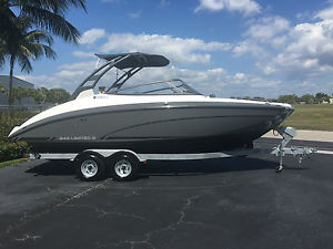 2016 Yamaha 242 Limited S Jet Boat 44 Hours Twin Engine Loaded Cover Fun