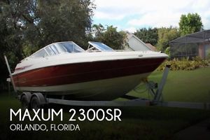 1998 Maxum 2300SR