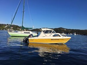 PRIDE ALBATROSS FIBREGLASS FISHING HALFCABIN & 2011 YAMAHA 115HP OUTBOARD ENGINE