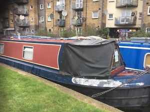 narrow boat