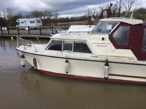 Cabin Cruiser