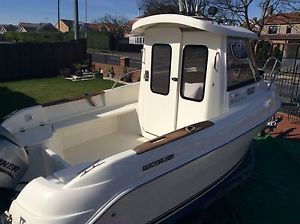 Fishing boat Quicksilver 500 Pilothouse fast fisher