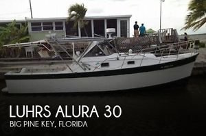 1987 Luhrs Alura 30