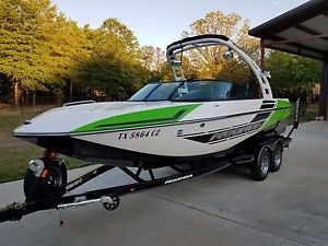 2014 MOOMBA MOJO 2.5 ONLY 89 HOURS