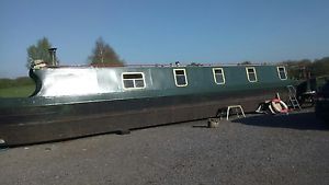 50 foot narrowboat with possible mooring