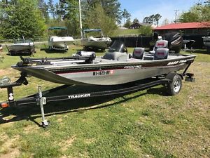 NO RESERVE, 2013 Basstracker Pro Team 170 with Mercury 40hp 4 stroke  42 Hrs