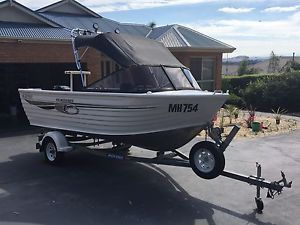 ALLYCRAFT 445 WEEKENDER FISHING BOAT