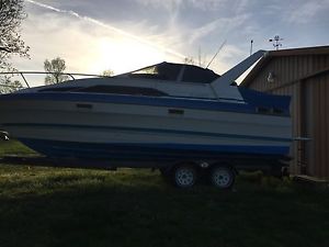 1988 Bayliner Sierra Sunbridge