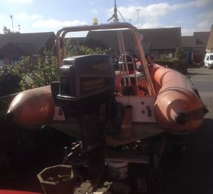 Power boat/osprey/outboard/engine/battery/trailer/roller coaster/power trim/