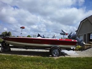 2009Strados bass boat-$9550