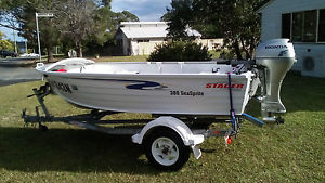 boat stacer seasprite 380/trailer/ power trim,start,tilt,honda 20hp