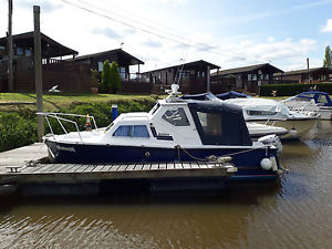 Sunspeed 602 19ft fishing boat cabin cruiser, River boat, Honda 50hp outboard