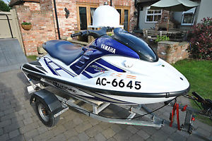 YAMAHA GP1200R JET SKI LOW HOURS 2001/2