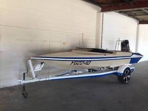 Flight Craft Ski Boat fitted with 200hp Mercury V6 Outboard on Brooker Trailer