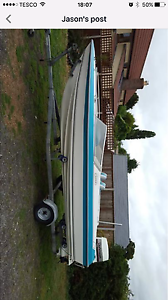 picton speed boat 19ft with 70 hp outboard ready to use