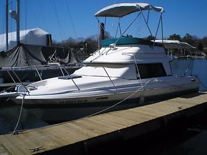 1993 Bayliner CIERA 2556 COMMAND BRIDGE