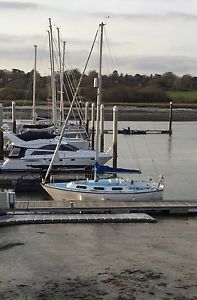 countess 28 sailing yacht