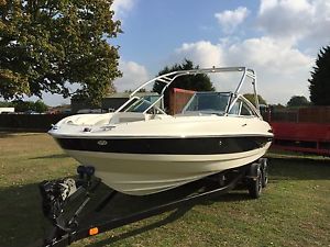 Maxum 2200 SR3 5.0 mpi mercruiser with trailer