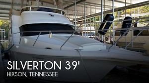 1999 Silverton 392 Motoryacht