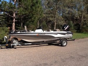 nitro 700 lx bass boat with 90 hp motor, no reserve