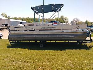 2001 Smokercraft 820 Sunsport Fish